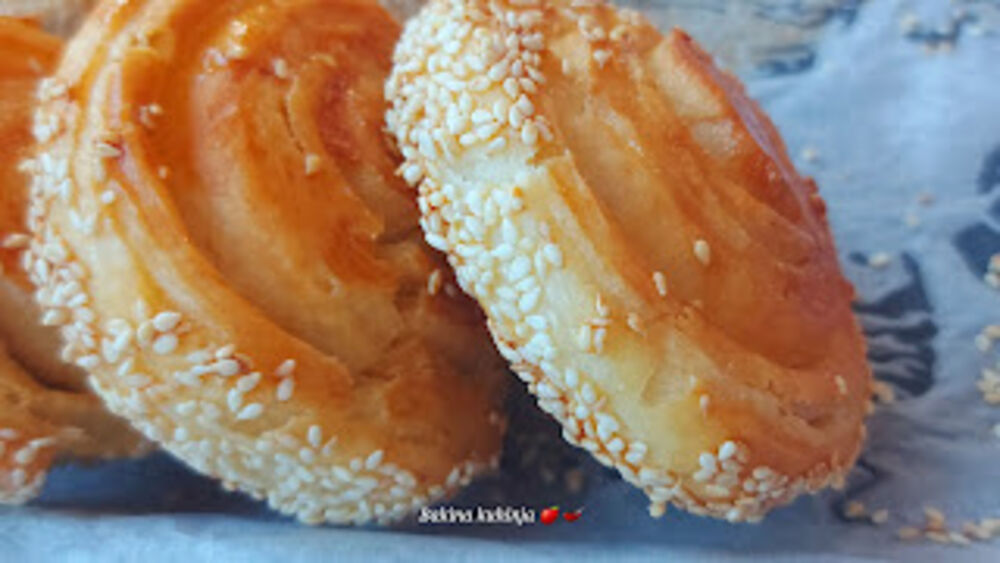 Pecivo, Rolnice sa sirom