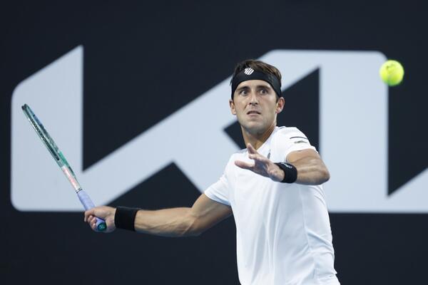 ARGENTINAC ČEKA SVOG IDOLA ĐOKOVIĆA: Ečeveri zbrisao i Monfisa!