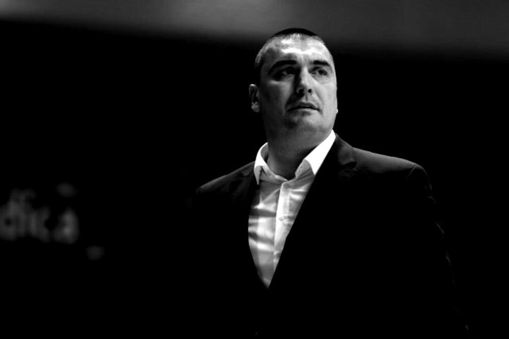 KOMEMORACIJA MILOJEVIĆU: Srbija se oprašta od velikog Dejana