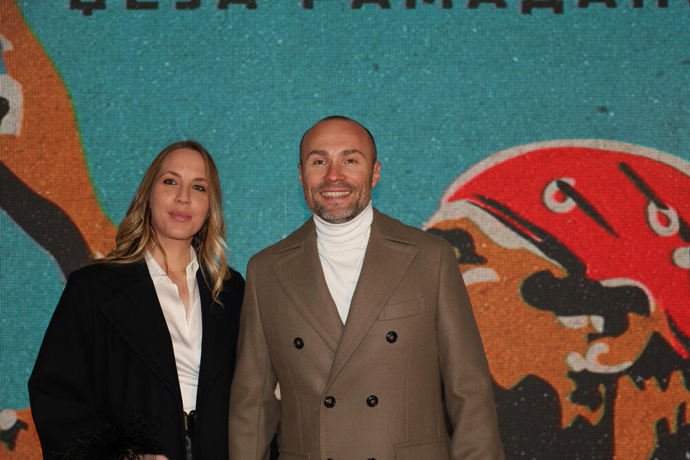 Najnovija vest! Aca Sofronijević postaje otac, lepa doktorka u drugom stanju