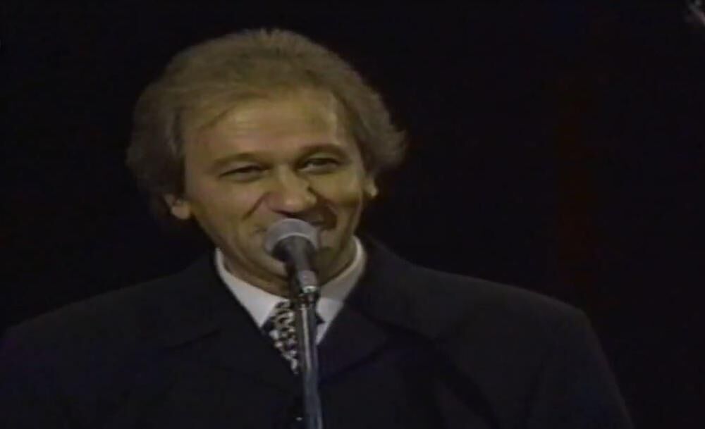 Karijeru je započeo davne 1962. godine