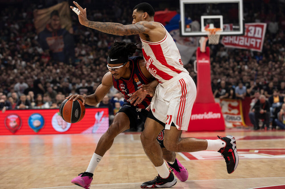 TRAGEDIJA IZBEGNUTA ZA NEKOLIKO CENTIMETARA: Užasne scene sa meča dva EVROLIGAŠA, ovo ledi krv u žilama (VIDEO)