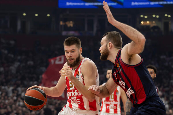 ZVEZDU KOŠTALA KATASTROFALNA TREĆA ČETVRTINA! Baskonija na krilima Hauarda i Monekea osvojila Beograd (VIDEO/FOTO)