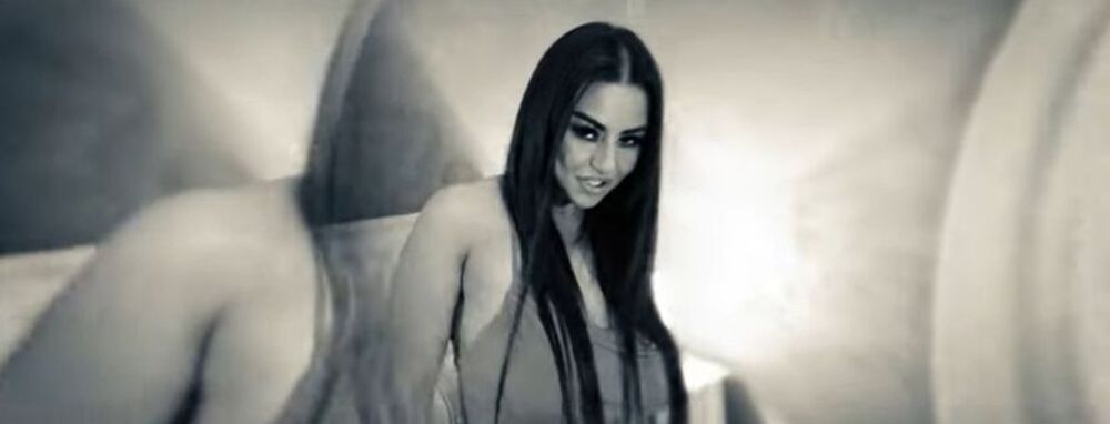 Porodica pevačice donela je odluku da danas, na dan sahrane, objave jedine dve numere koje je snimila