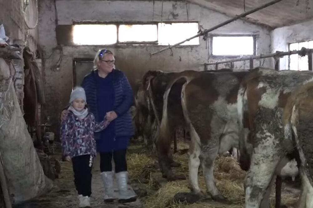 "IMALA SAM PROBLEM JER SAM PREŠKOLOVANA": Tanja ima 3 FAKULTETA, živi na SELU i UZGAJA STOKU!
