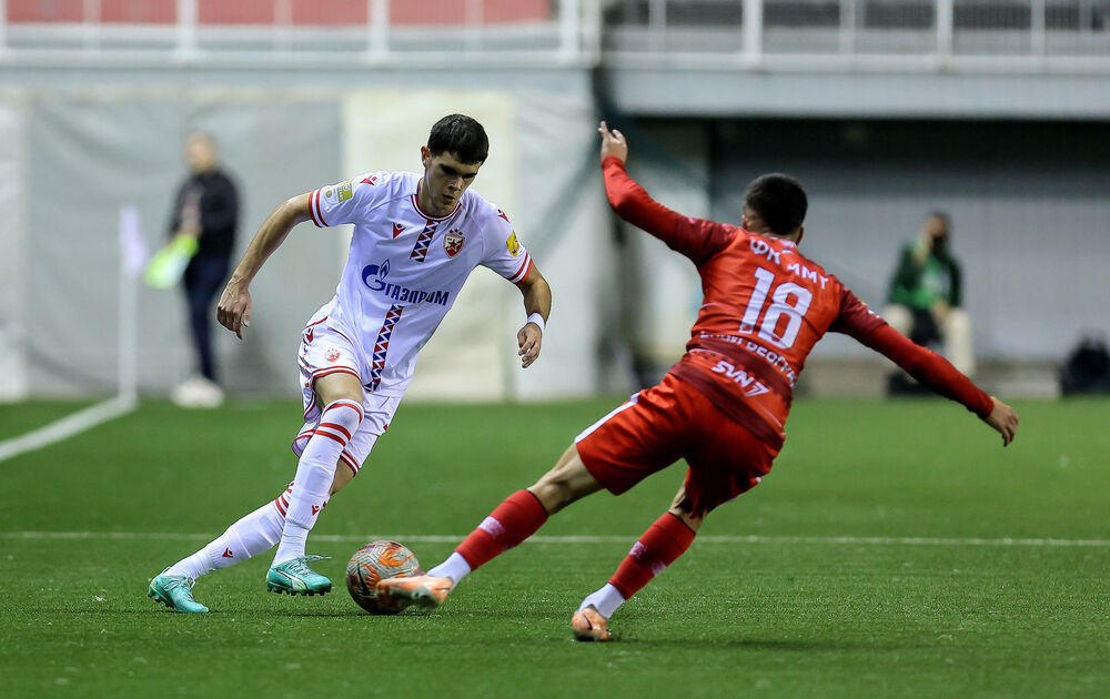 Kosta Nedeljković na utakmici IMT-a i Crvene zvezde