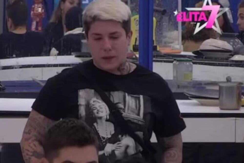 OTAC JOVANE TOMIĆ MATORE ZAVRŠIO U BOLNICI: Šok vesti nakon njenog razvoda od Anite, ovo su detalji