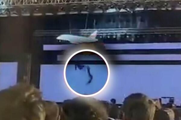 TRENUTAK KADA JE MOĆNIK UMRO NA FIRMINOJ PROSLAVI: Pao iz KAVEZA na glavu, ljudi VRIŠTALI OD ŠOKA (VIDEO)