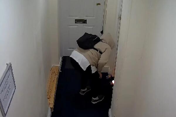 NAPISALA ZASTRAŠUJUĆU PORUKU, PA ZAPALILA SVOJ DOM: Tu nije KRAJ STRAVIČNIM ZLOČINIMA, potom je podmetnula... VIDEO