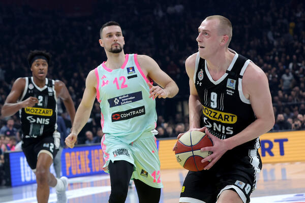 FAVORIT IZBAČEN IZ KUPA RADIVOJA KORAĆA! ŠAMARČINA - zbogom trofeju!