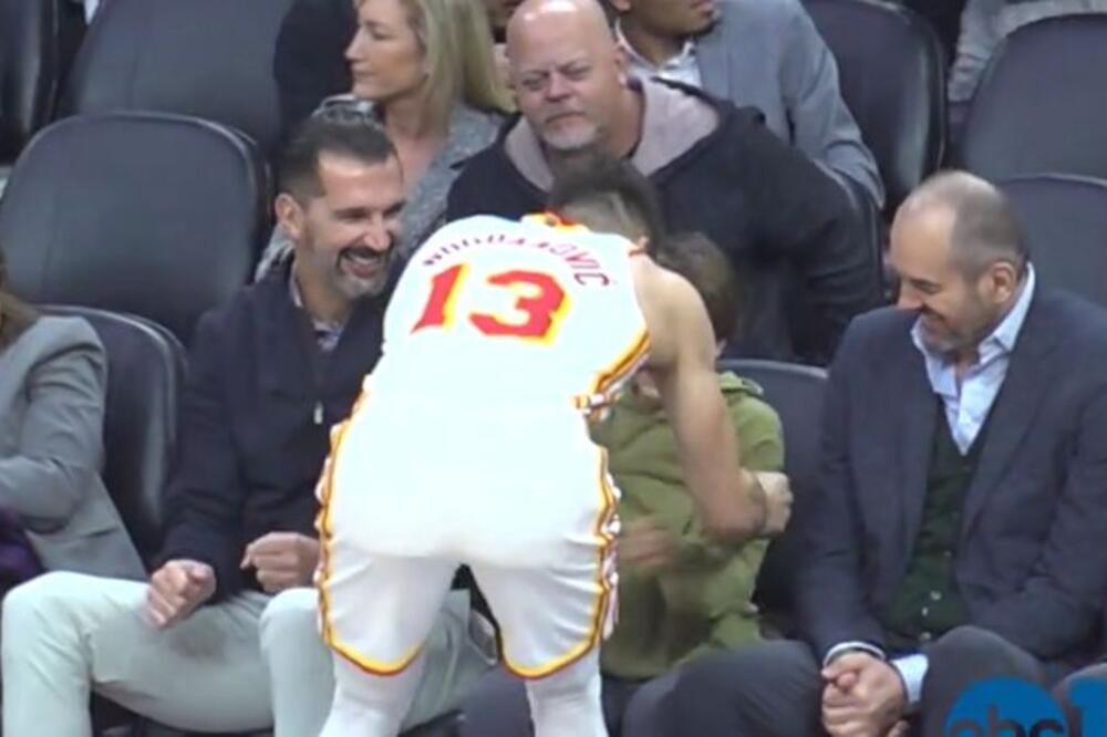 BOGDANOVIĆ ODMAH DOTČAO DO TRIBINA KADA JE NJEGA VIDEO: Emocije su EKSPLODIRALE, ova SCENA SVE GOVORI (VIDEO)