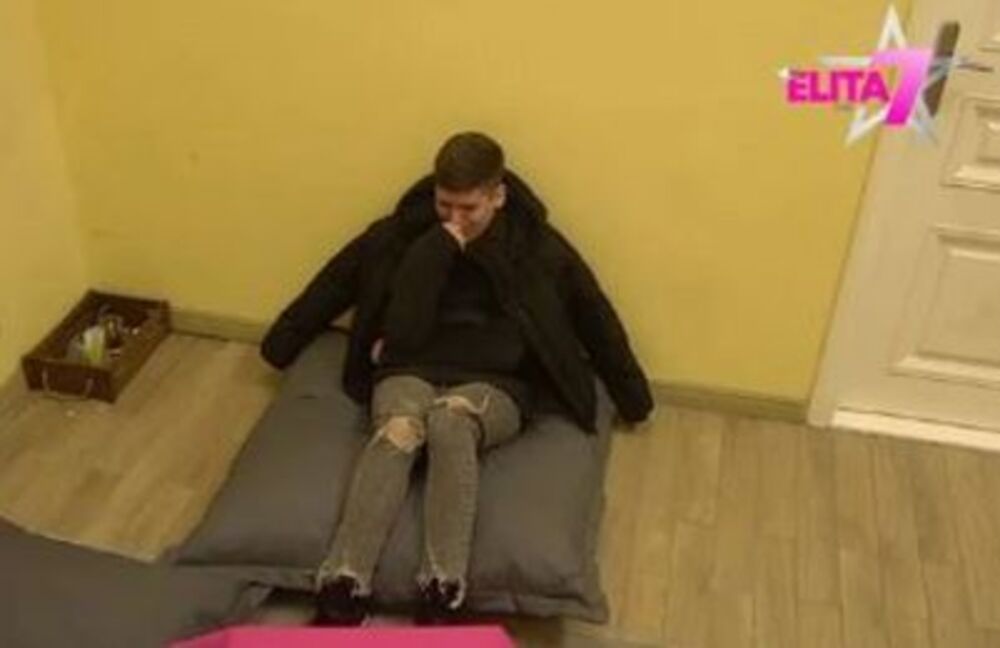 Uroš u suzama nakon što je kažnjen