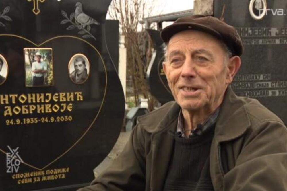DOBRIVOJE ZA ŽIVOTA DIGAO SEBI SPOMENIK I NA NJEMU UKLESAO DATUM SMRTI: Kamenorezac OSTAO U ŠOKU kad je čuo (FOTO)