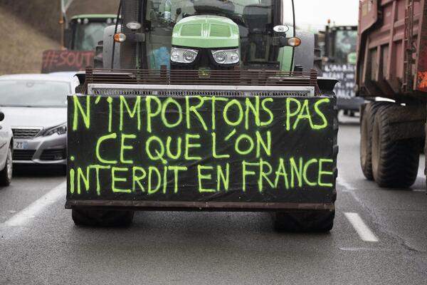 TRAGEDIJA U FRANCUSKOJ: Dete stradalo tokom protesta poljoprivrednika
