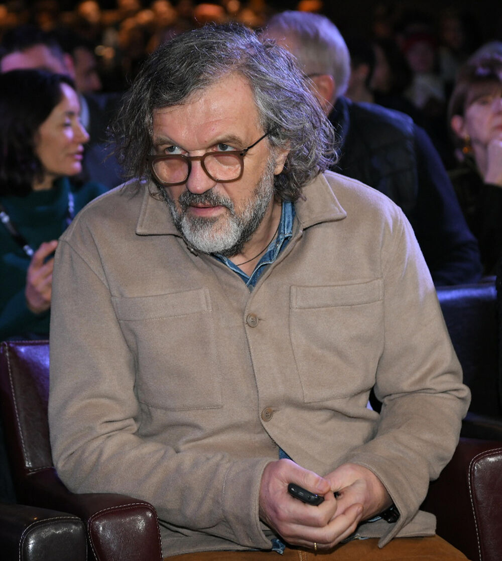 Emir Polovina Ljubica Adžović od gatanja do zvezda