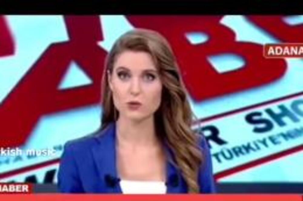 VIDEO JE SVOJU ŽENU U "OGOLJENOM" IZDANJU I ISTOG MOMENTA HTEO DA ZOVE POLICIJU: Vilica mu PALA DO PODA hoće RAZVOD