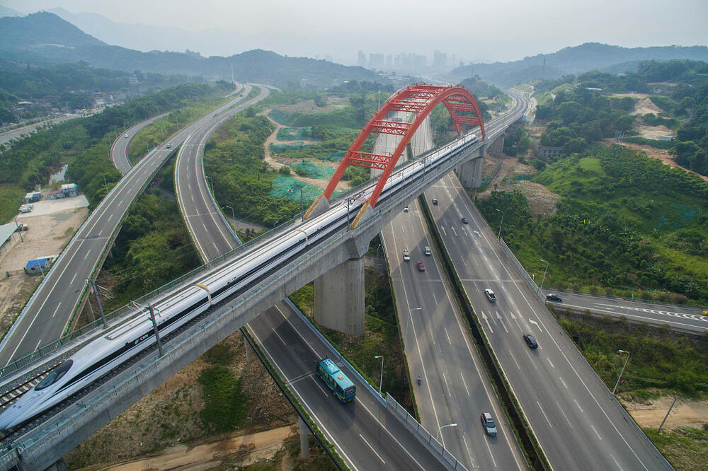 Kako se strategija "3820" može efikasno primeniti? Odgovor je: insistiranjem na reformama i otvaranju prema svetu!