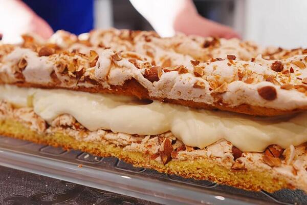 RECEPT STIŽE PRAVO IZ NORVEŠKE IZ SVESKE STARE KUVARICE: Kažu da je ovo NAJBOLJA TORTA na svetu, bolja od ŠUŠKAVCA