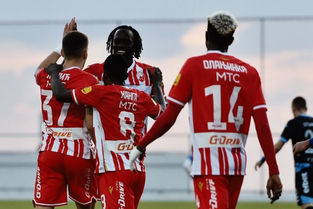 CRVENO-BELA RUTINA: Zvezda preslišala Spartak!