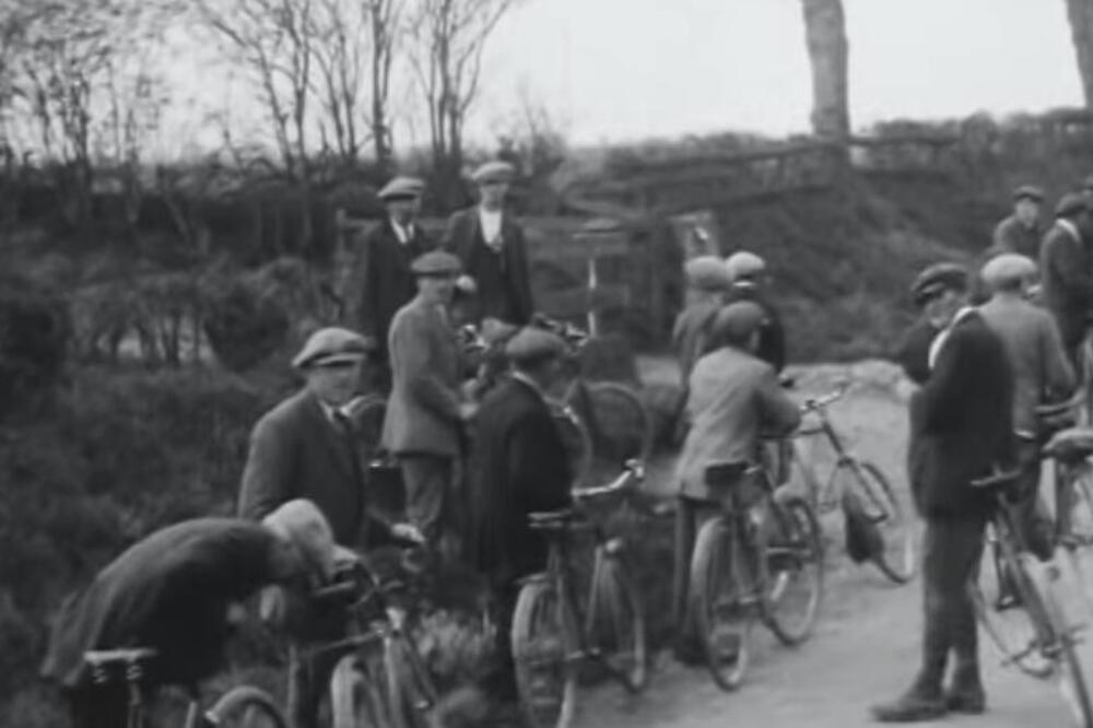 OVAKO SU 1923. GODINE LJUDI ZAMIŠLJALI NAS DANAS, A 1 STVAR JE UŽASNO TAČNA: Naježićete se šta su PREDVIDELI (FOTO)