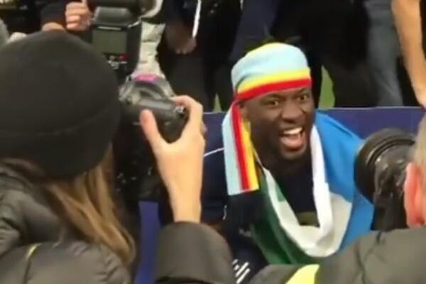 NESVAKIDAŠNJI POTEZ! Brat ga zamenio na sopstvenom venčanju, klub mu nije dozvolio da se oženi! (FOTO)