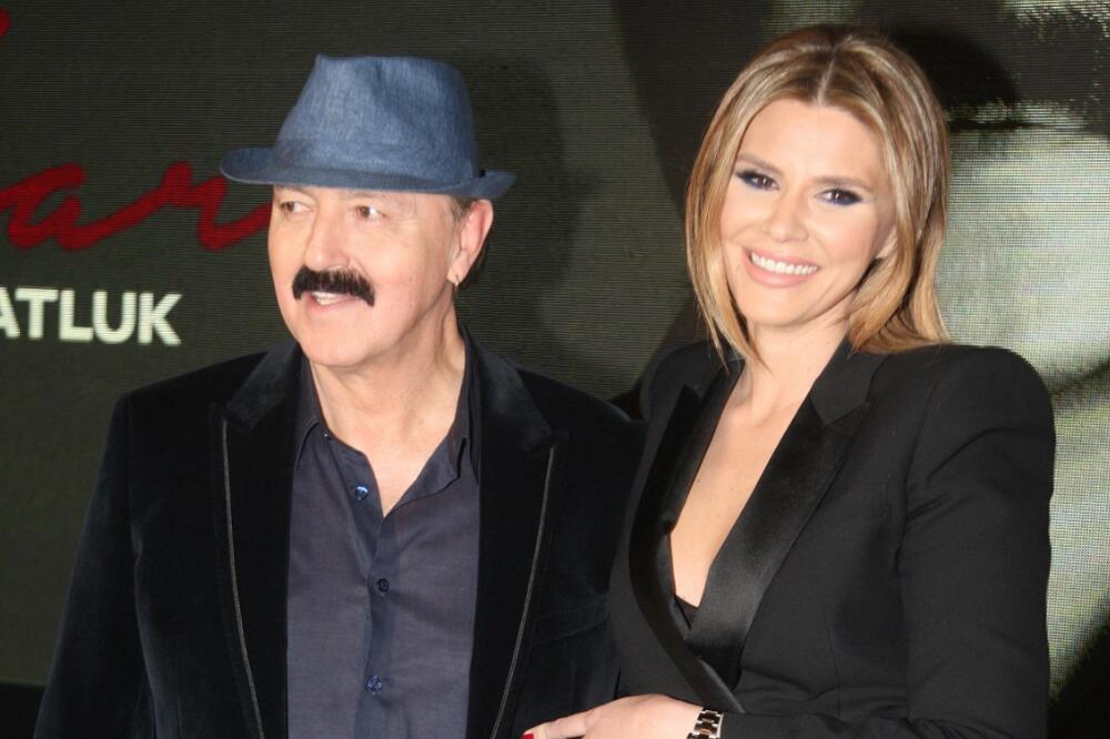 "Da neko ovako tretira moju ćerku..." Gest dečka Đine Džinović izenadio Harisa, evo šta je pevaču najbitnije...