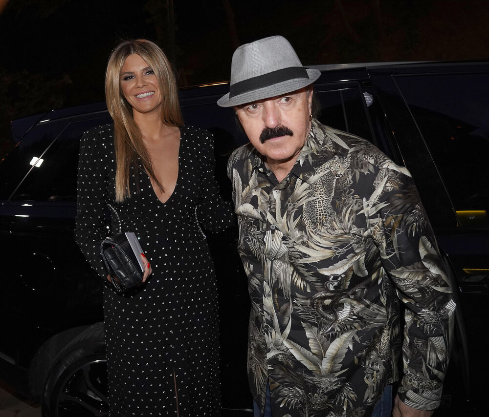 Par je u braku dobio dvoje dece