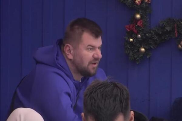 JANJUŠU NIJE DOBRO! HITNO GA IZVELI IZ ELITE I ODVELI U BOLNICU: Evo kako se SAD oseća