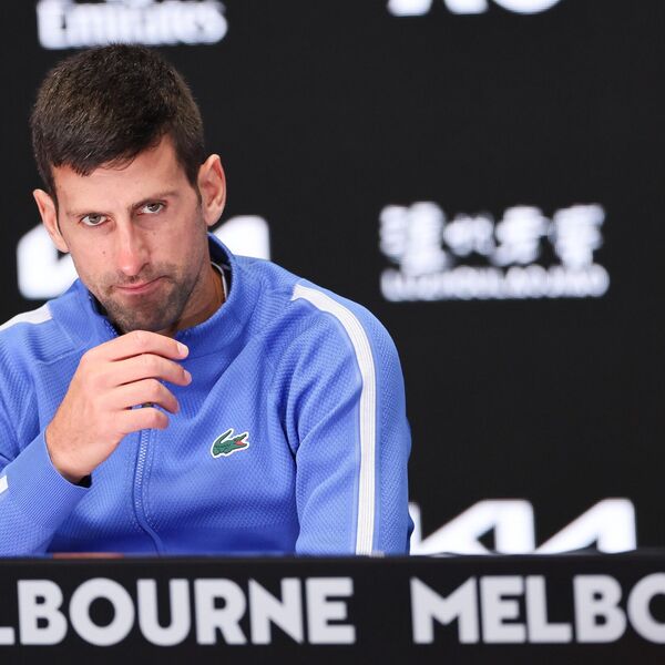 DA LI ĆE MU DOĆI "GLAVE"! Žena koja želi da Đoković pati, ovo je ONA! (FOTO)