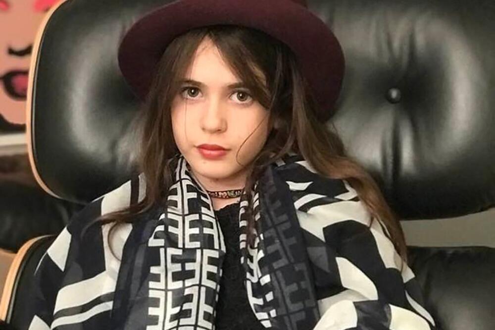 MIA (14) NIJE JEDINA IZ NJENE ŠKOLE KOJA SE UBILA ZBOG VRŠNJAČKOG NASILJA: Reči njenog oca će vas OSTAVITI U SUZAMA