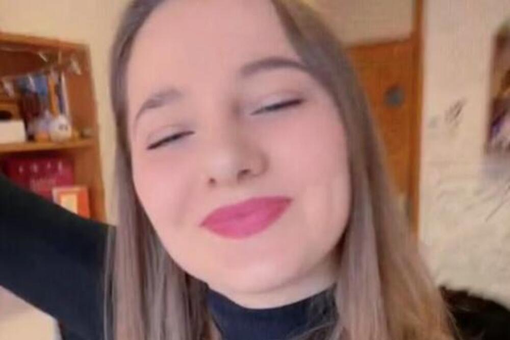 BIJE I PRAVI SIR, SVE PO POTREBI: Aleksandra je VELIKA NADA srpskog BOKSA, a sada je SNIMKOM ODUŠEVILA SVE! (VIDEO)