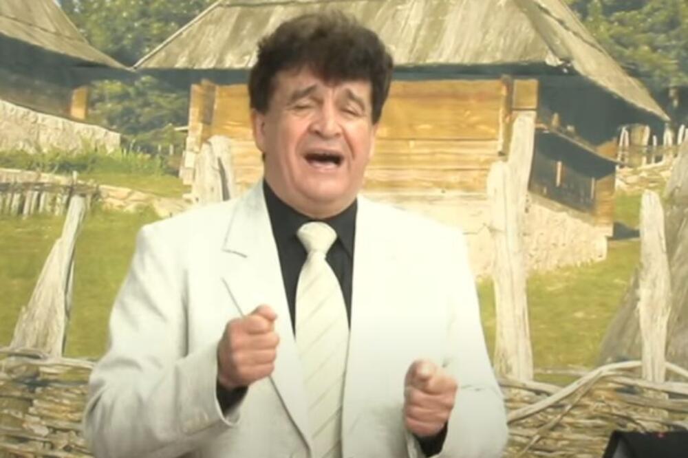 NARODNJAK KOG SRBI OBOŽAVAJU, PESMU "MOTOKULTIVATOR" SVI ZNAJU NAPAMET: Ovo je njegov život na TACNI, ozbiljan CAR