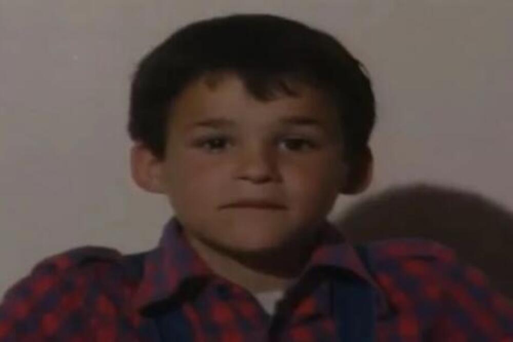 EVO GDE JE DANAS MALI BORIS ZBOG ČIJE ISPOVESTI JE PLAKALA CELA JUGOSLAVIJA: Završio je u domu, a onda... (VIDEO)