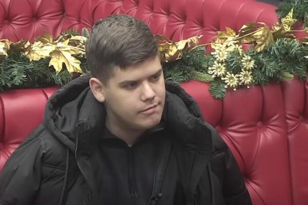 IZDAJA KAKVA SE NE PAMTI U RIJALITIJU! Uroš OČAJAN zbog Janjuša, zabio mu NOŽ U LEĐA i ISKORISTO zbog NJE