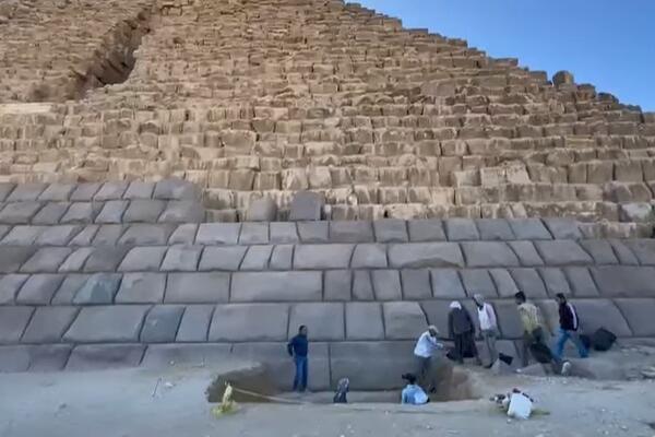 SVETSKO ČUDO VIŠE NEĆE IZGLEDATI ISTO?! Snimak iz Egipta ŠOKIRAO sve, da li je moguće da OVO rade? (VIDEO)