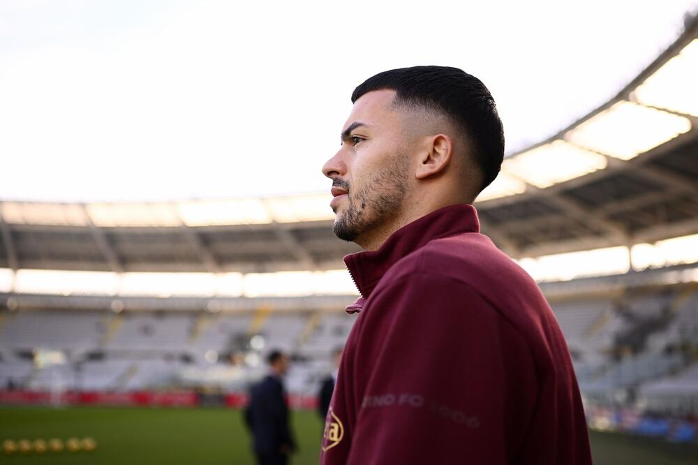 POZNATO ZAŠTO RADONJIĆ NIJE OBUKAO CRVENO-BELI DRES: Odbijen Srbinov zahtev iza kog stoji Piksi (FOTO)