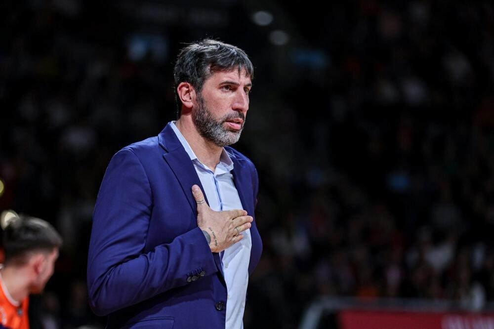 "DOMINIRALI SU PROTIV PARTIZANA 20 RAZLIKE U ABA LIGI!" Trener Valensije nahvalio Crvenu zvezdu (FOTO)