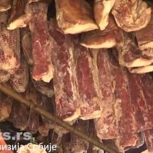 EVO KOLIKO SUVO MESO ZAISTA SME DA STOJI U FRIŽIDERU! Srbi prave ogromnu grešku, a nisu ni svesni - OVO ZAPAMTITE!