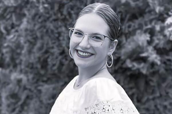 OVO JE LEPA STELA NOVAKOVIĆ KOJU JE POKOSIO KAMION NA PEŠAČKOM: "Stravično ugašen život dragoj i pametnoj devojci"