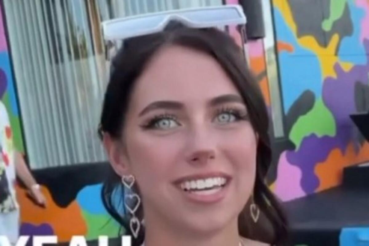 Devojka sa hipnotišućim očima