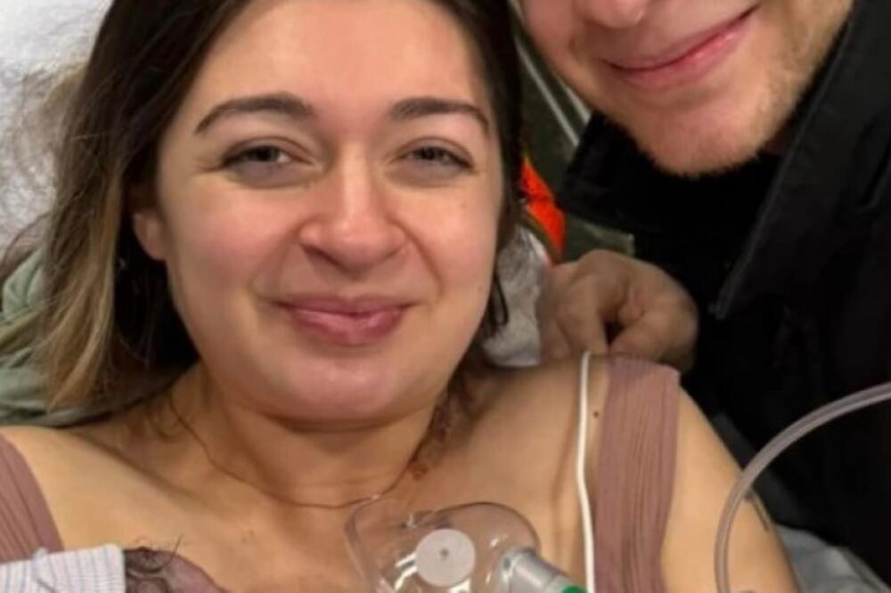 "BILO JE ZASTRAŠUJUĆE I TRAUMATIČNO": Žena se porodila na PARKINGU poznatog RESTORANA, beba nije mogla da...