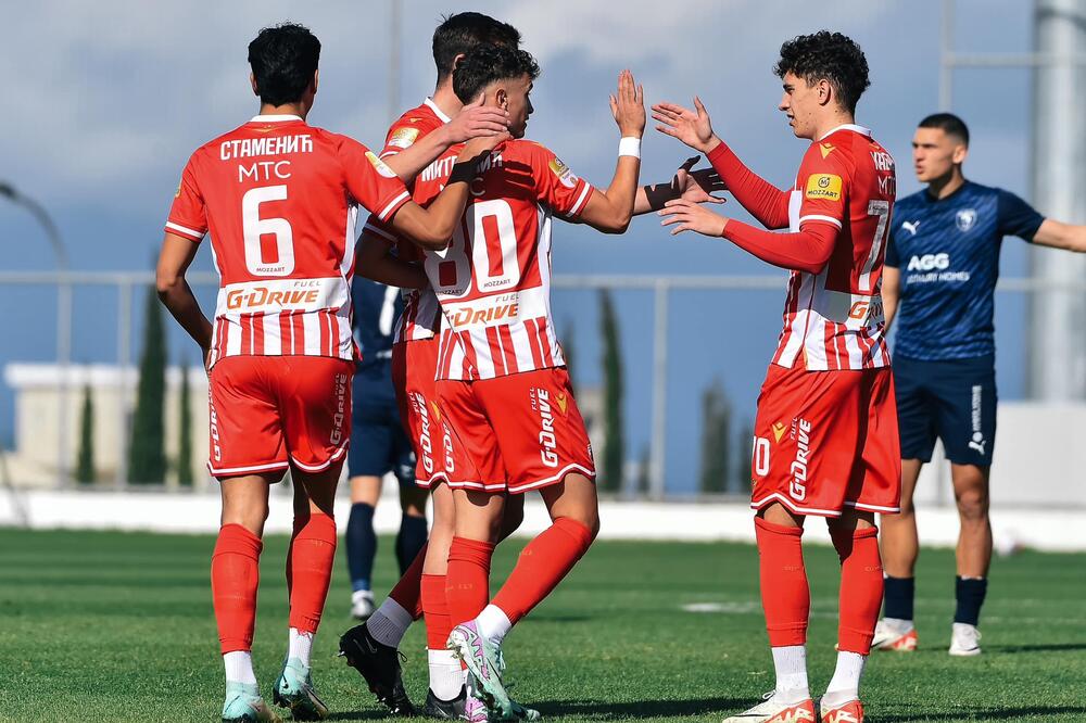 ČETIRI GOLA ZVEZDINIH KLINACA PROTIV PAFOSA: Jedan se sa dva pogotka oprostio od crveno-belog dresa? (FOTO)