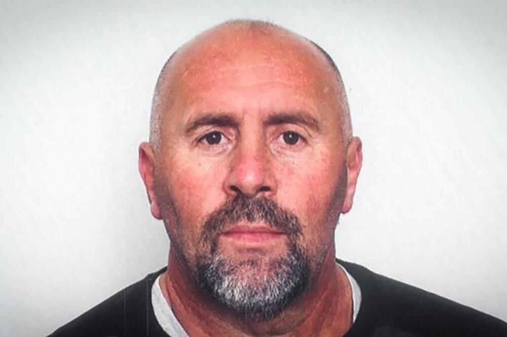 OVO JE DAVOR FIRIĆ KOGA SPECIJALCI TRAŽE: Sumnja se da je PRETUKAO suprugu i UBIO psa, policija ga DOBRO POZNAJE