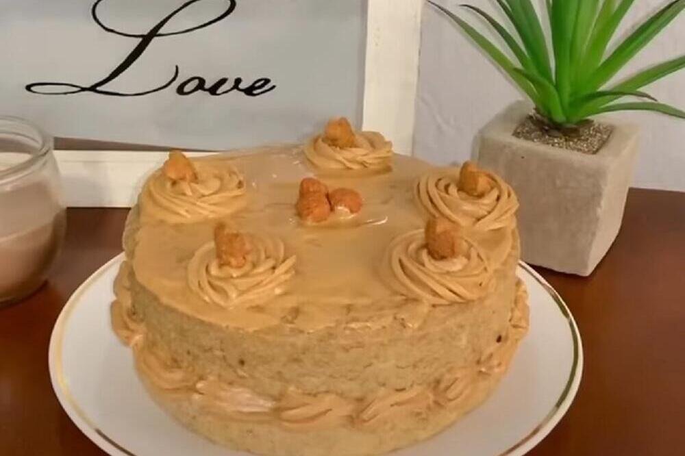 UVELIČAJTE ROĐENDAN VAŠEM LJUBIMCU UZ OVU KIDALICA TORTU: Toliko je DOBRA da će sve slistiti i TRAŽITI JOŠ (VIDEO)