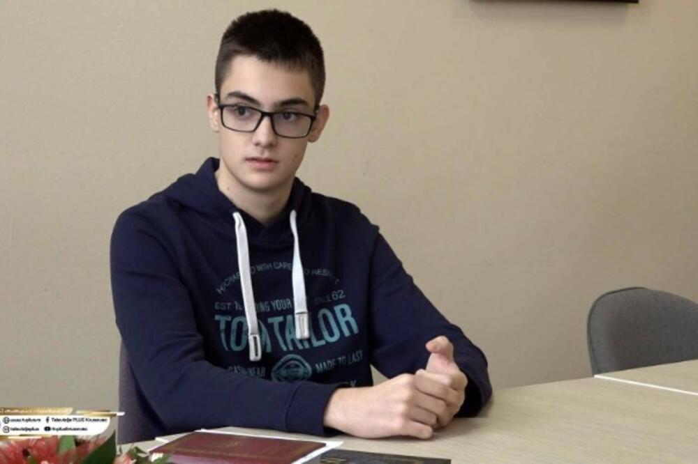 PAVLE DAMJANOVIĆ DOBIO SVETOSAVSKU NAGRADU: On je pravi ponos i uzor generacijama koje dolaze (VIDEO)