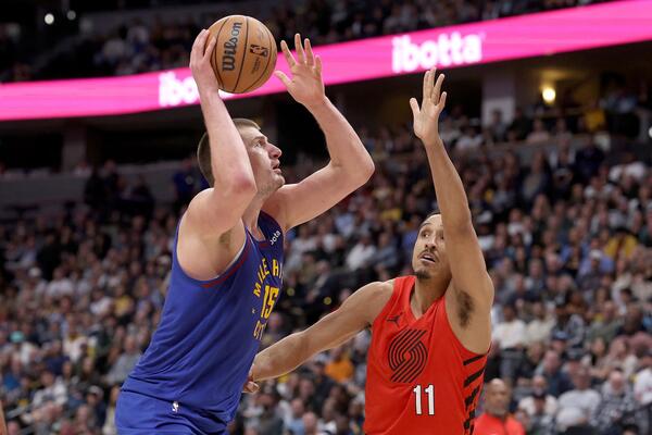 NESTVARAN TRIPL-DABL NIKOLE JOKIĆA! Srbin ponovo pokazao zašto treba da dobije MVP nagradu (VIDEO/FOTO)