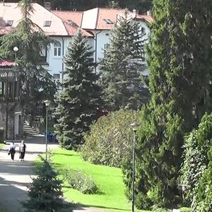 Srpska planina se nalazi iznad naše poznate banje: Šume sa lekovitim vazduhom, staze zdravlja, a onda skok u banju!