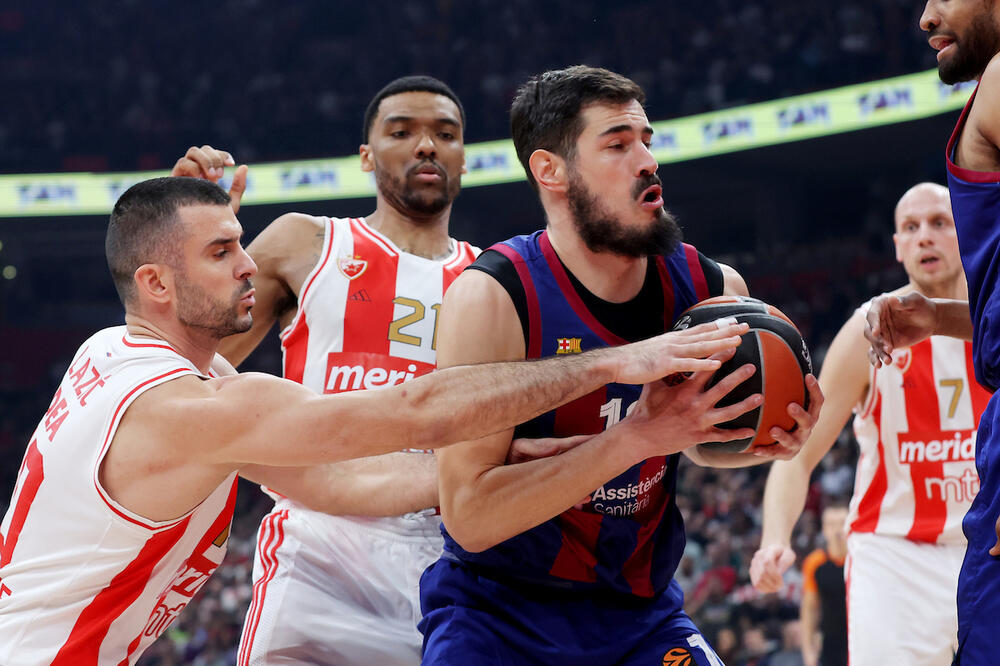 "TEŠKO JE, POGOTOVO KADA TI NAVIJAČI SKANDIRAJU DA SE VRATIŠ..." Kalinić čuo huk Delija i poslao jaku poruku (FOTO)