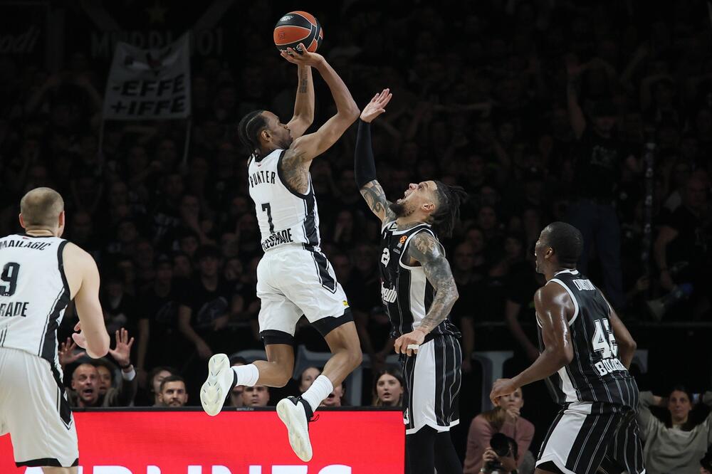 PRVA BOMBA CRNO-BELIH! Stiže zver iz Evrokupa (VIDEO)