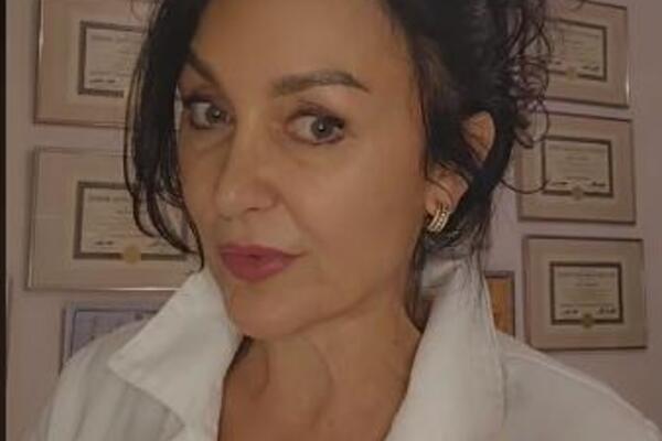 Ispravka: Napitak od limuna, peršuna i celera nije lek za masnu jetru